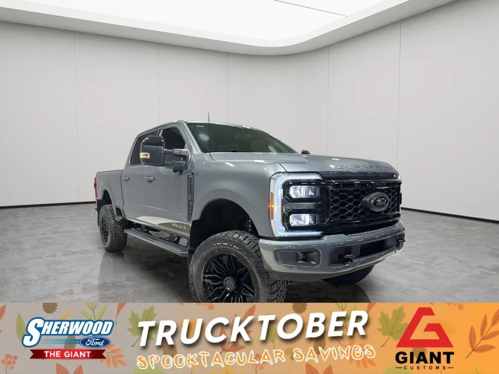 2026 Ford Super Duty F-350 Lariat, Carbonized Gray